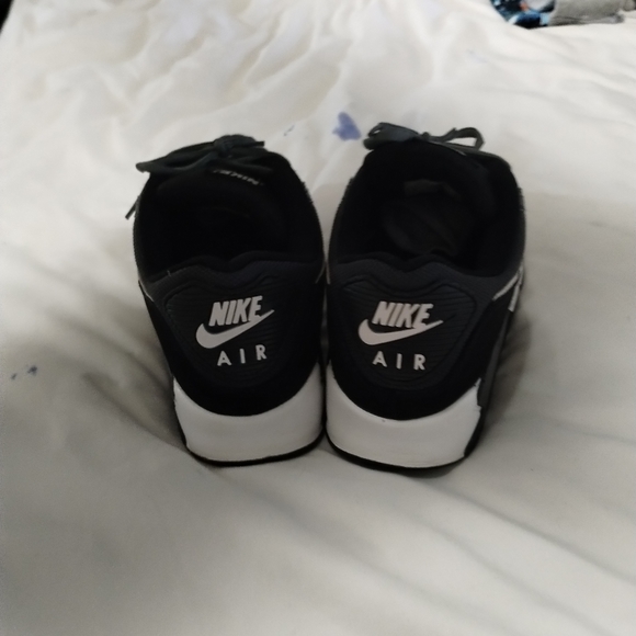 Nike air max size 10.5 - Picture 2 of 4